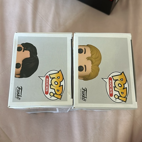 Jung Kook and Jimin BTS Funko pops - Picture 5 of 8